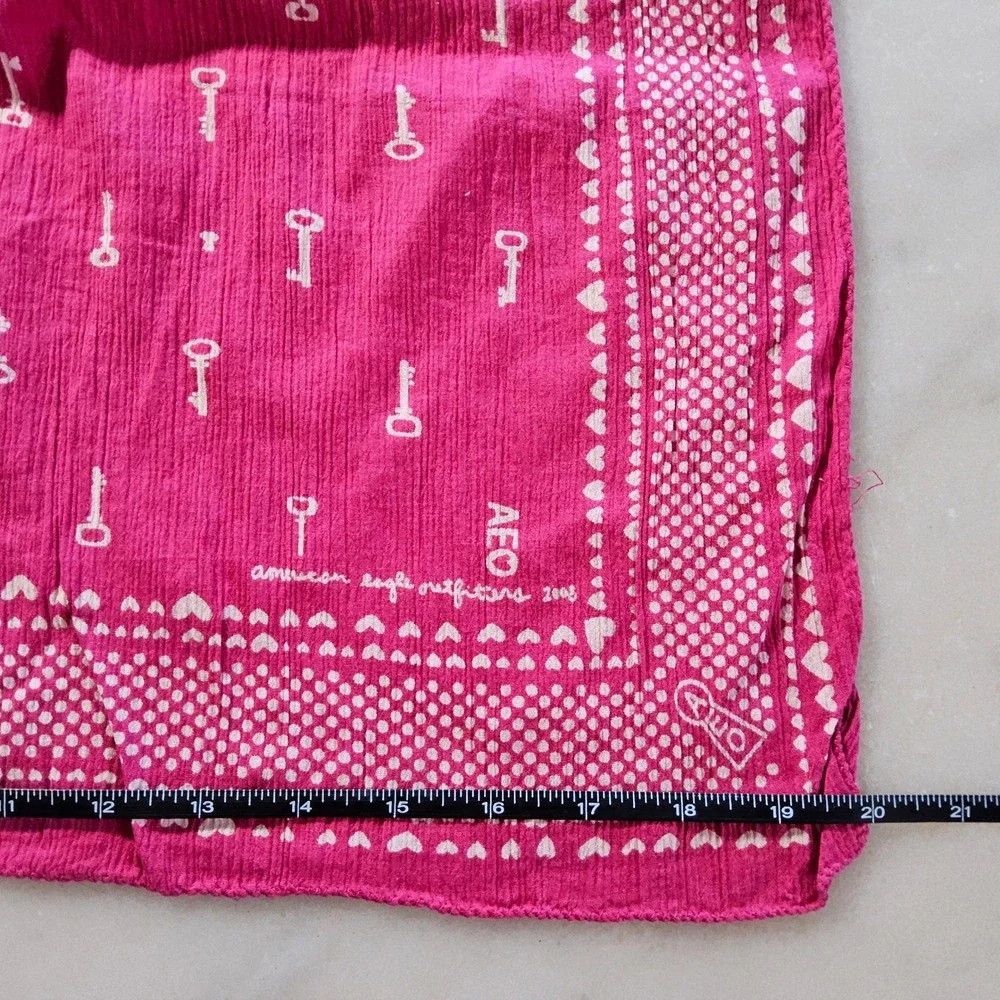 American Eagle Outfitters Scarf Pink Key‎ Print Lightweight Accessory